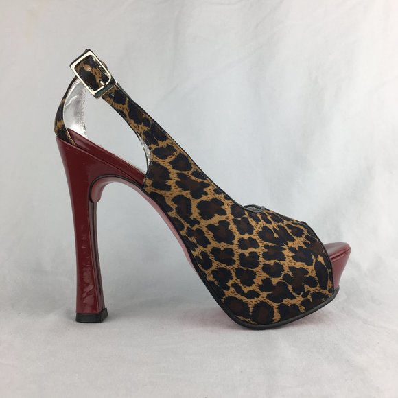 Vittorio D Firenze 5" Heels Leopard Print (0090) - Picture 2 of 10